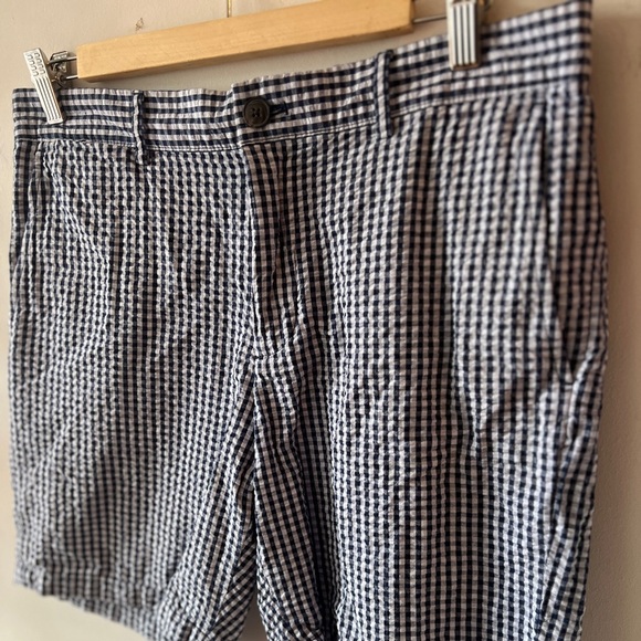 Club Monaco Baxter Fit 100% Cotton Shorts 30 EUC - Picture 3 of 9